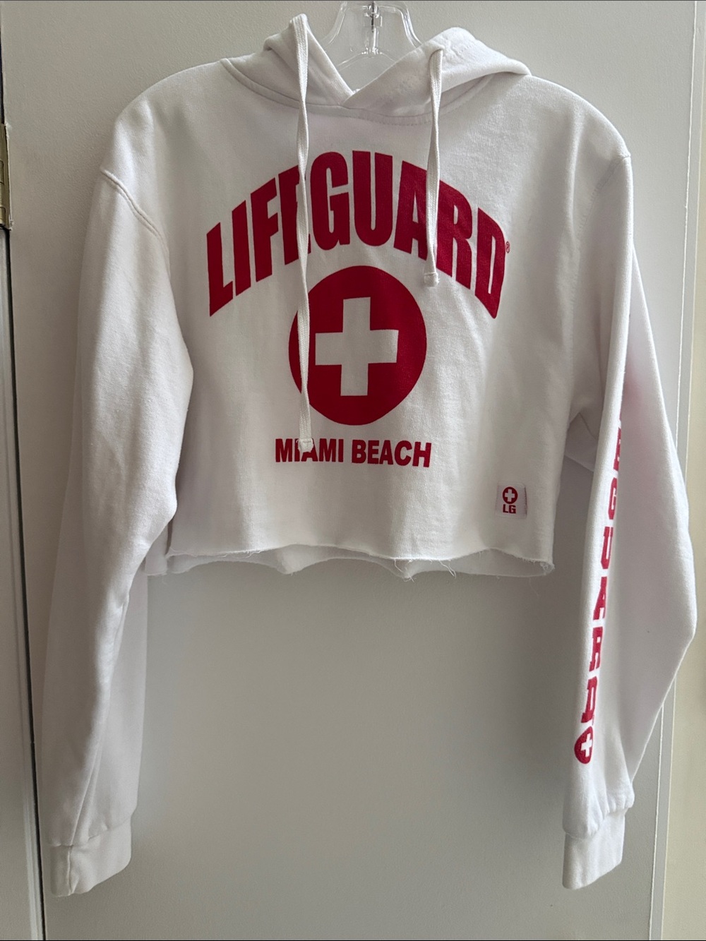 Lifeguard Miami Beach Cropped Hoodie - White/Red